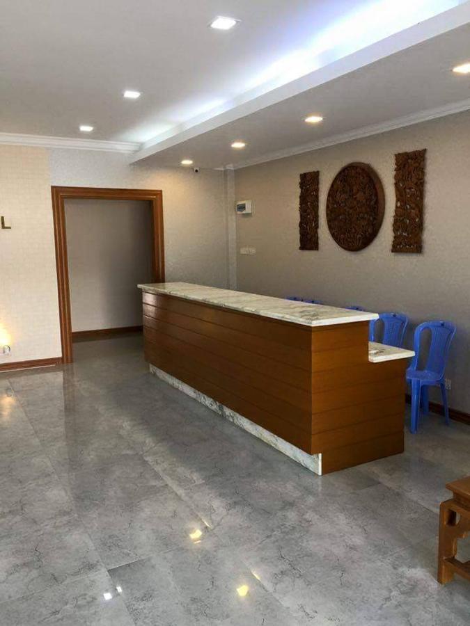 Venus Star Hotel Yangon Esterno foto