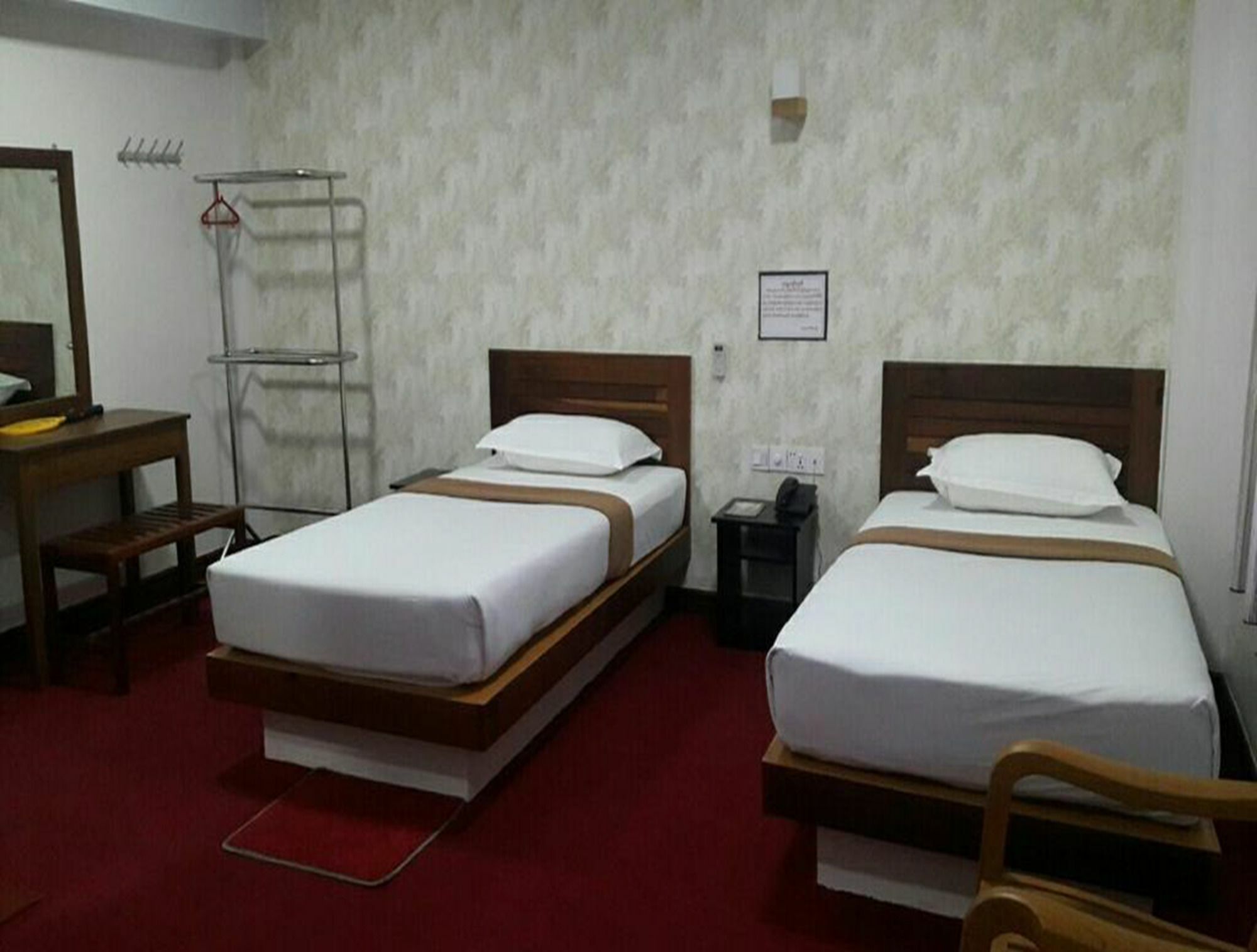 Venus Star Hotel Yangon Esterno foto