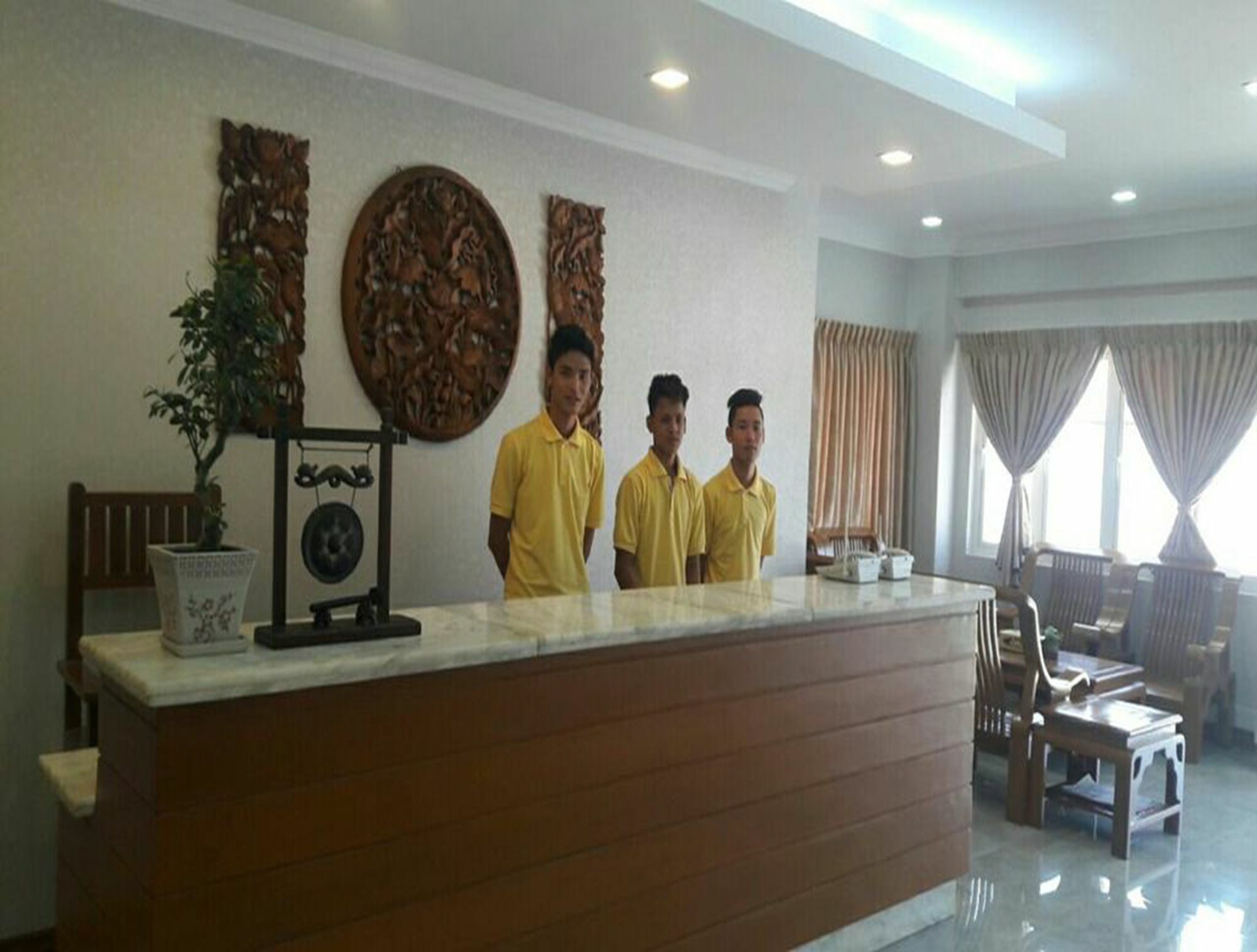 Venus Star Hotel Yangon Esterno foto