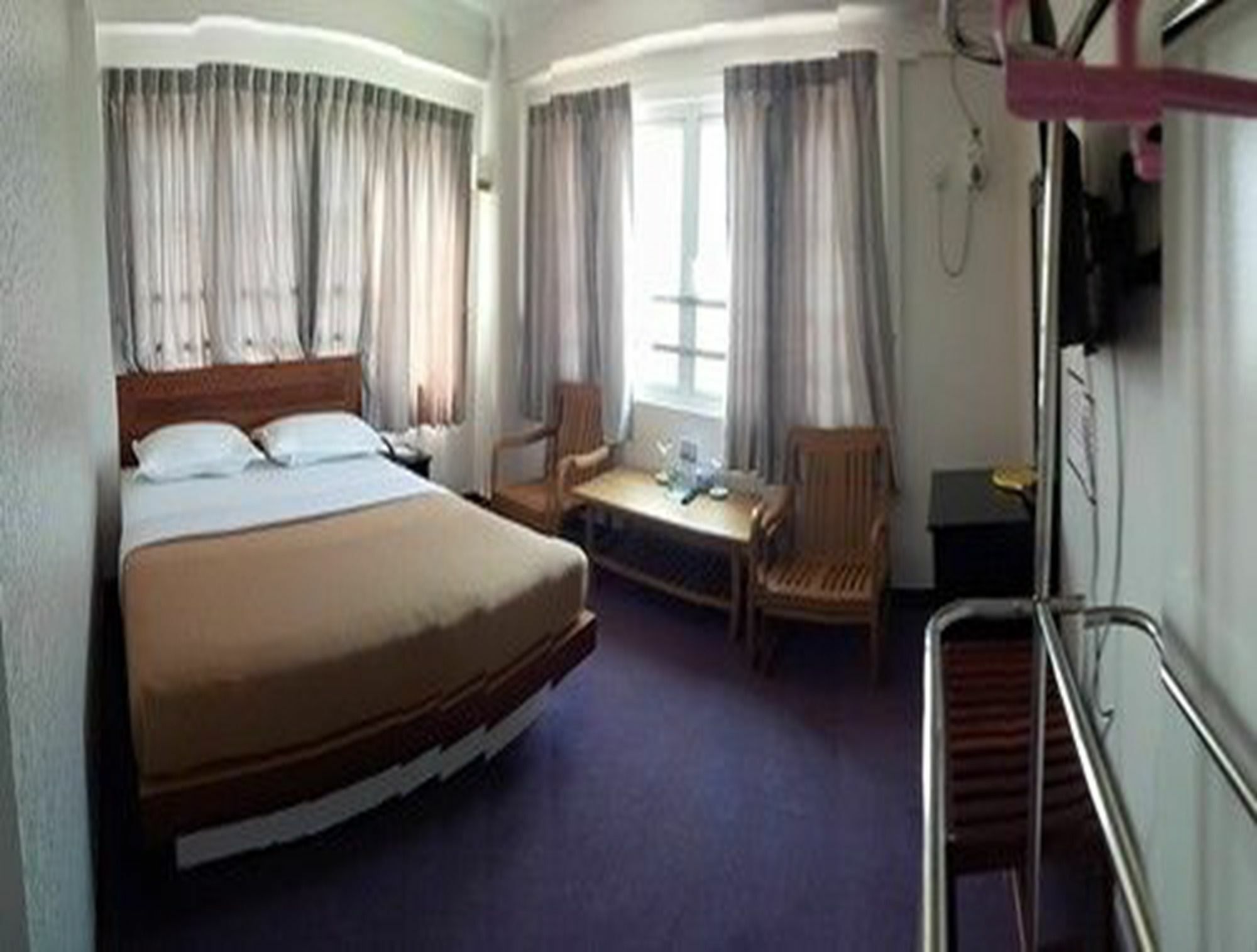 Venus Star Hotel Yangon Esterno foto